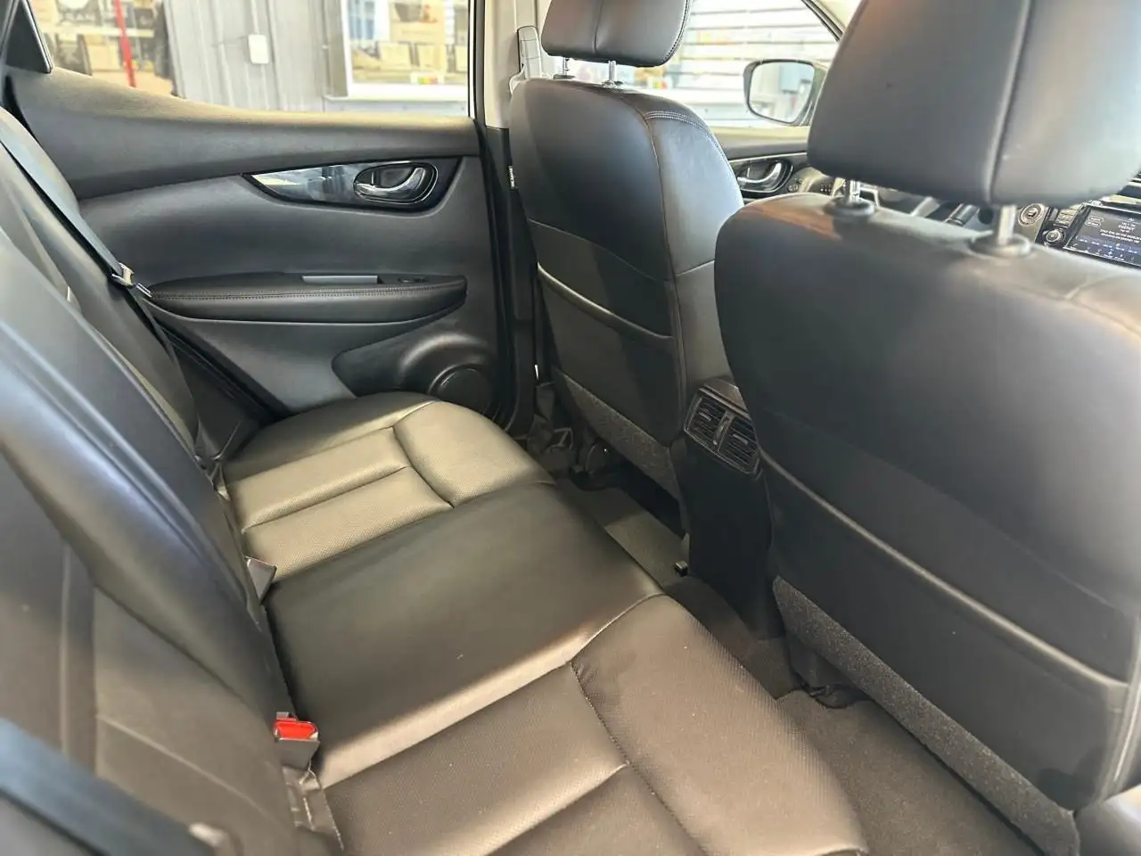 Nissan Qashqai снимка Nissan Qashqai