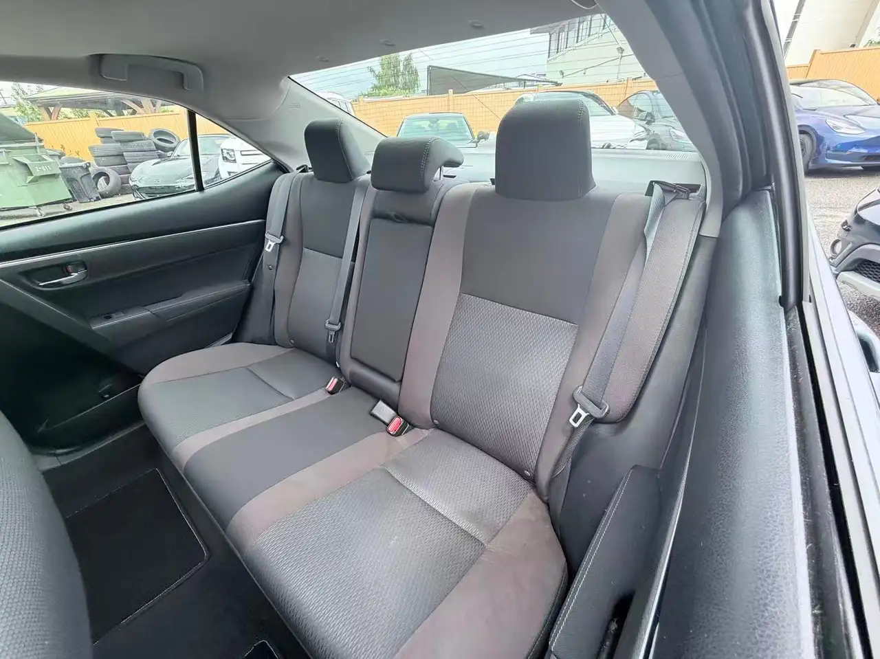 Toyota Corolla снимка Toyota Corolla