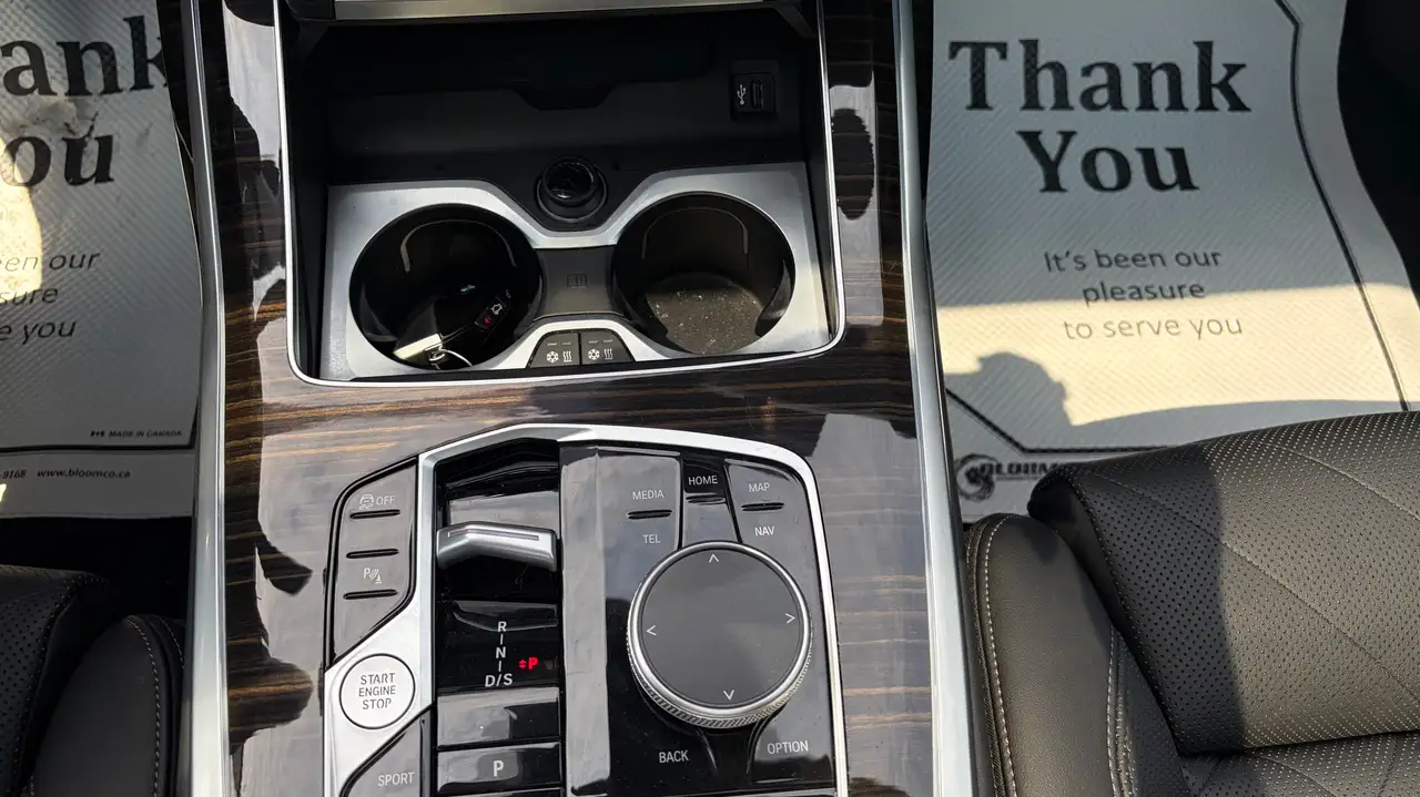 BMW X7 снимка BMW X7