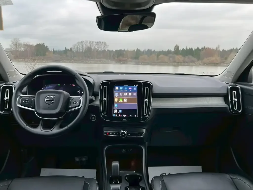 Volvo XC40 снимка Volvo XC40