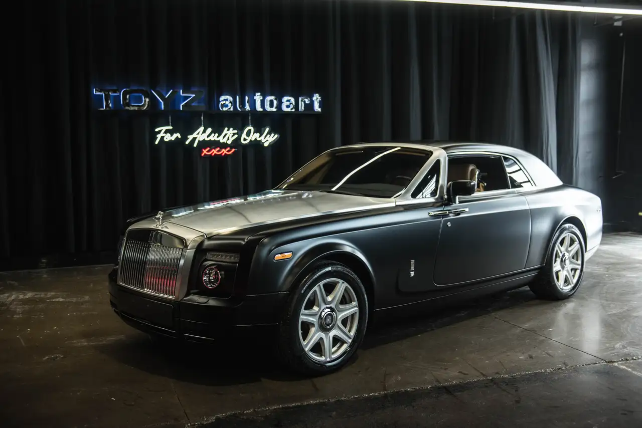 Rolls-Royce Phantom снимка Rolls-Royce Phantom