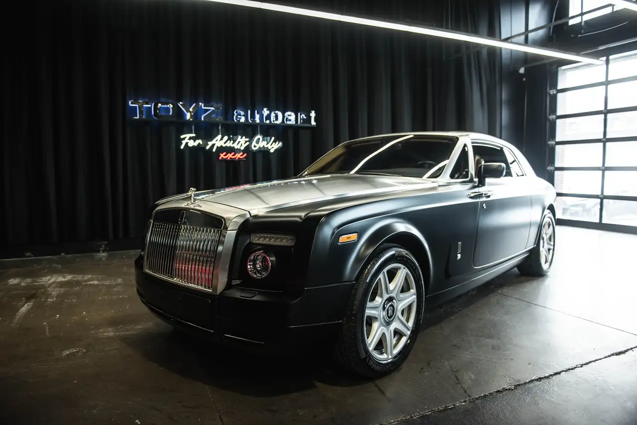 Rolls-Royce Phantom снимка Rolls-Royce Phantom