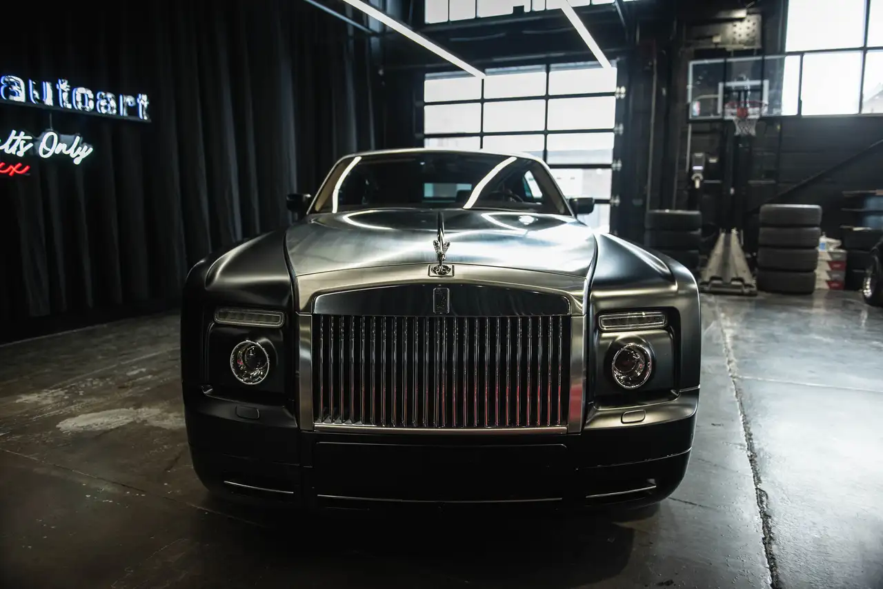 Rolls-Royce Phantom снимка Rolls-Royce Phantom