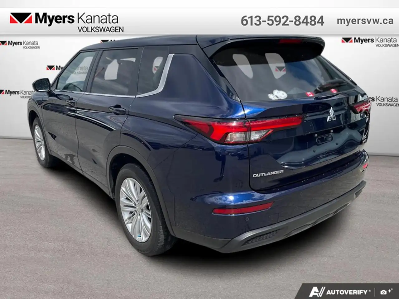 Mitsubishi Outlander photo Mitsubishi Outlander