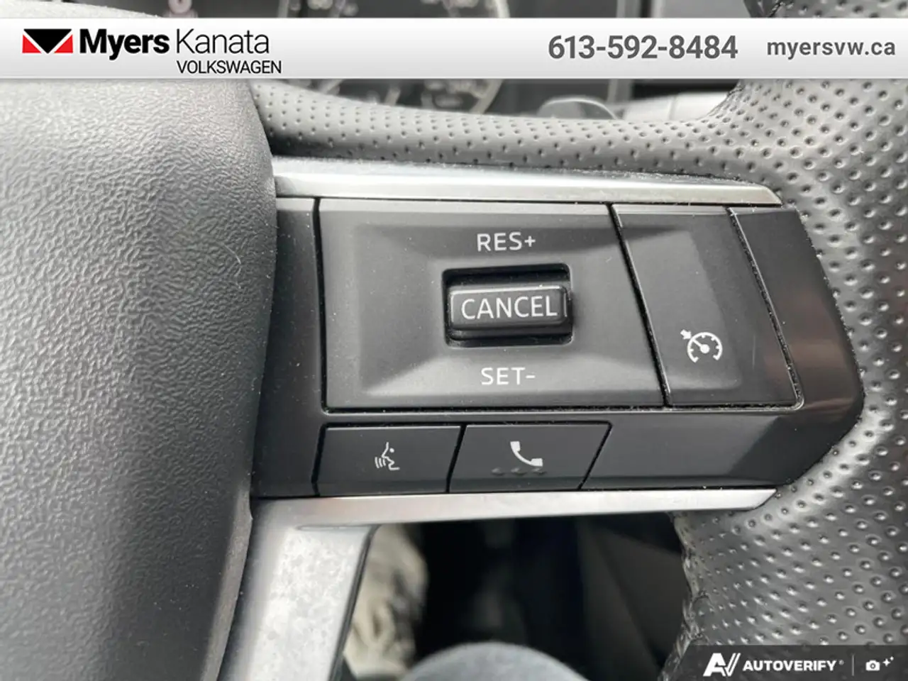 Mitsubishi Outlander photo Mitsubishi Outlander