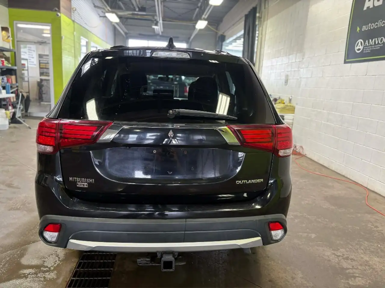 Mitsubishi Outlander снимка Mitsubishi Outlander