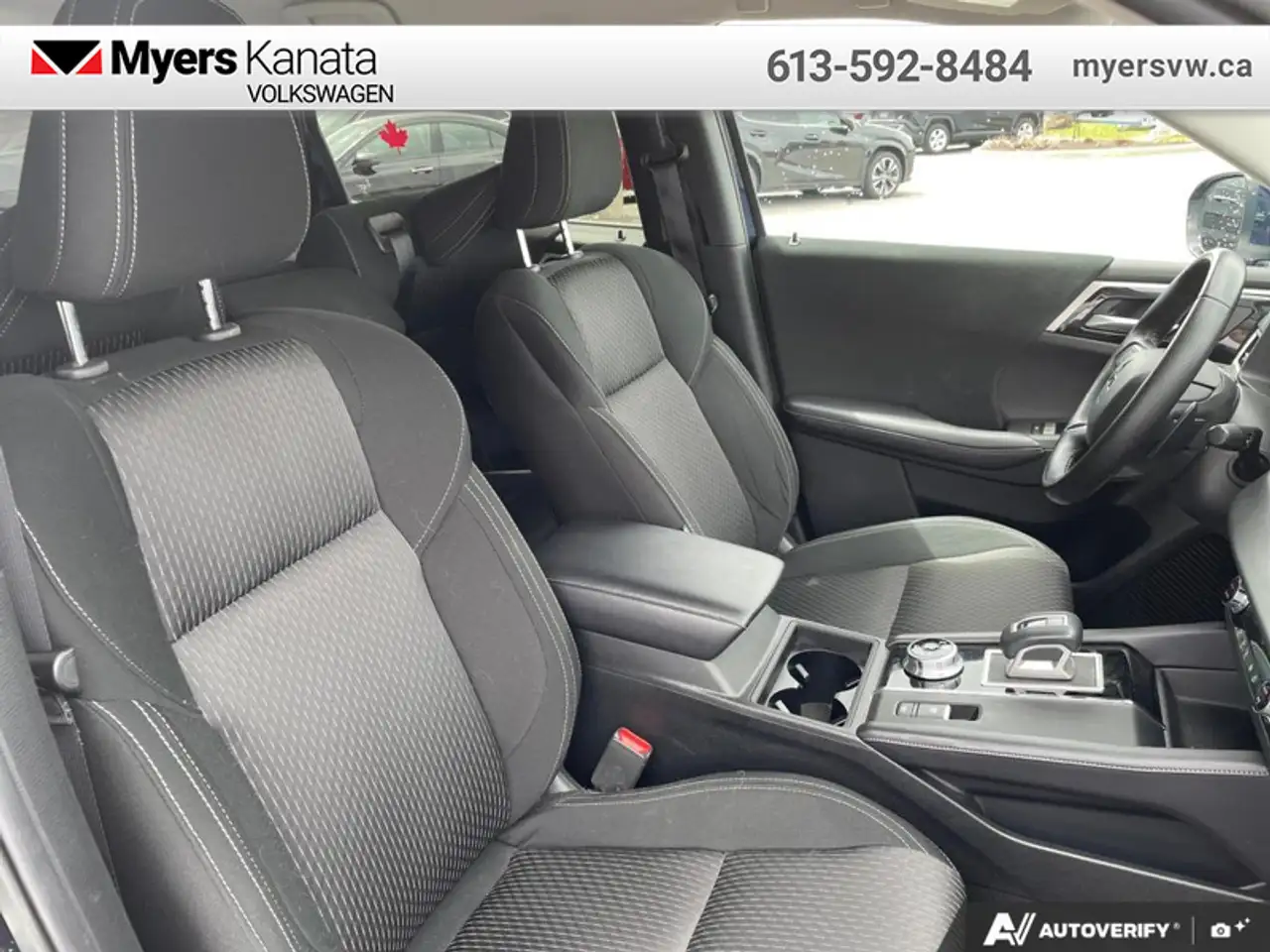 Mitsubishi Outlander photo Mitsubishi Outlander