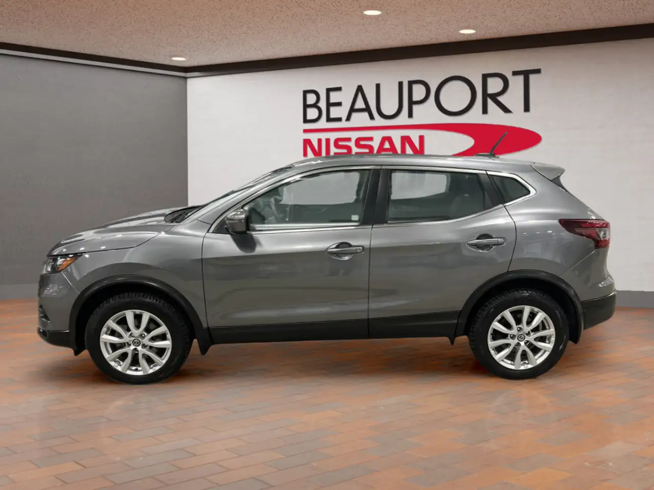 Nissan Qashqai снимка Nissan Qashqai