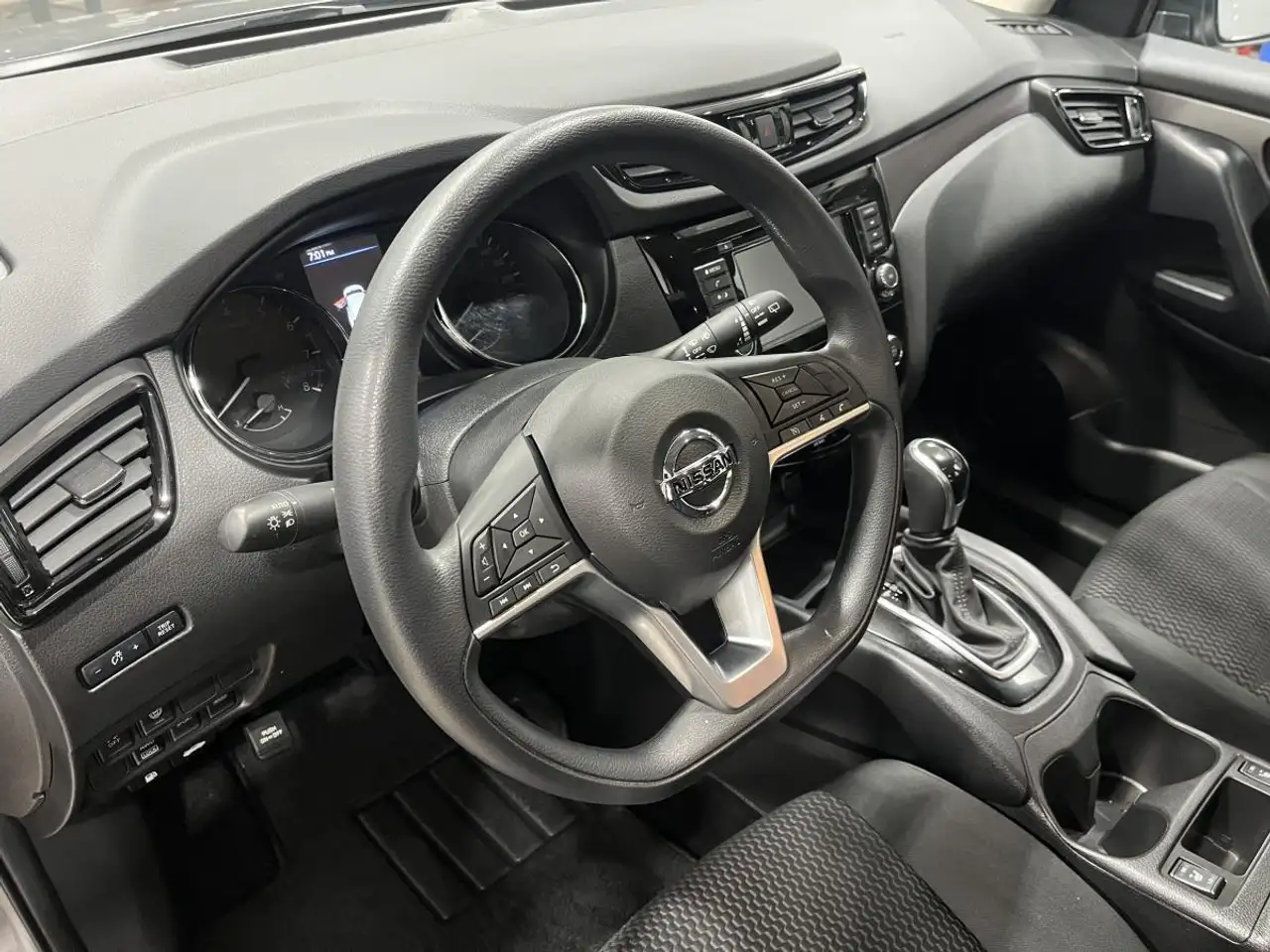 Nissan Qashqai снимка Nissan Qashqai