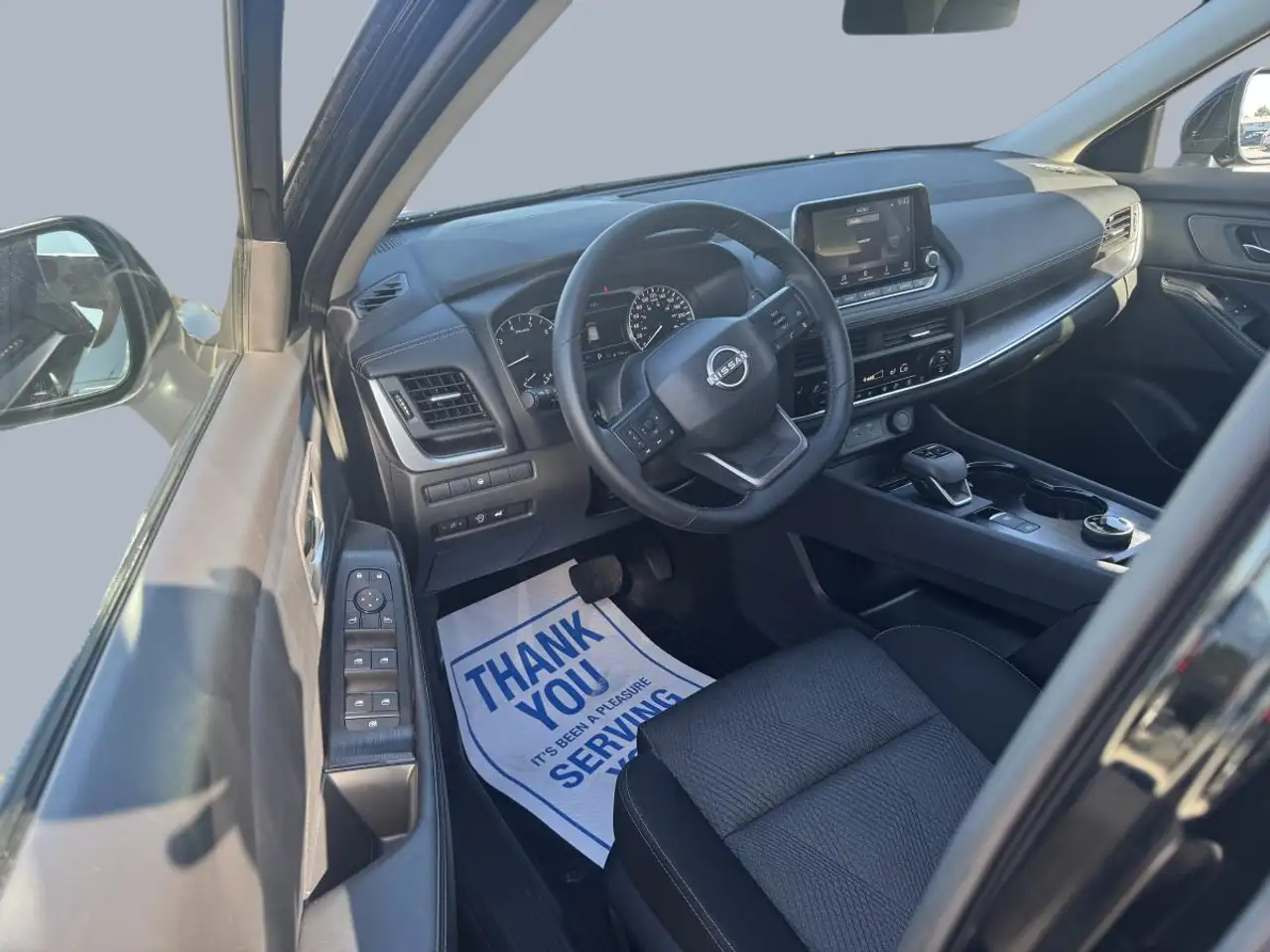 Nissan Rogue photo Nissan Rogue