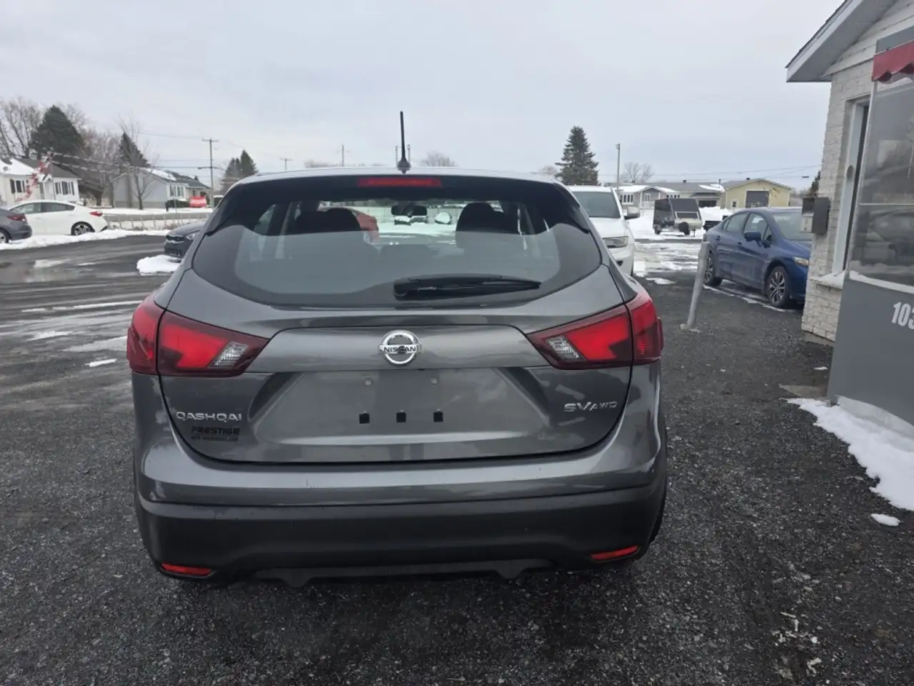Nissan Qashqai снимка Nissan Qashqai