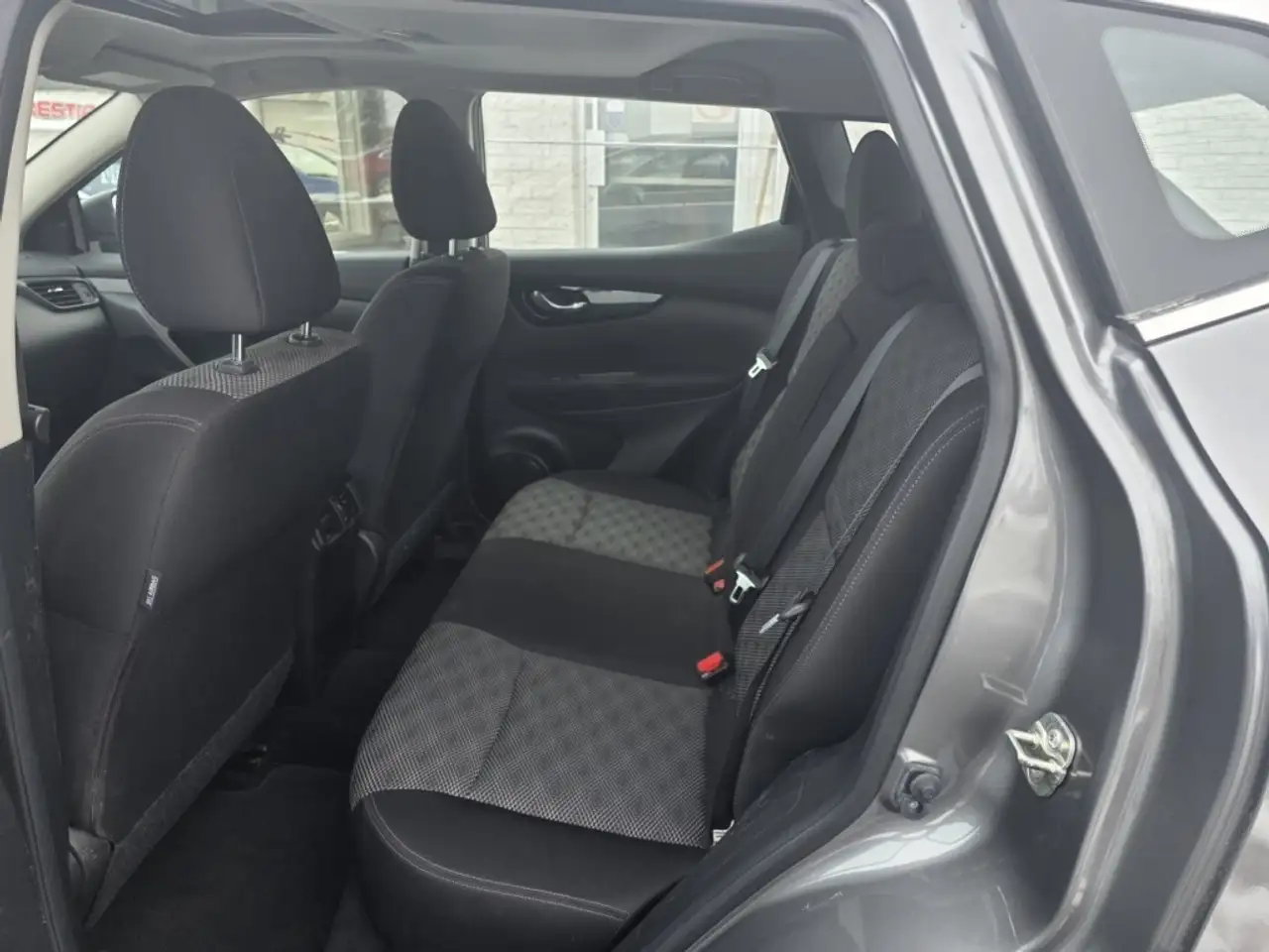 Nissan Qashqai снимка Nissan Qashqai