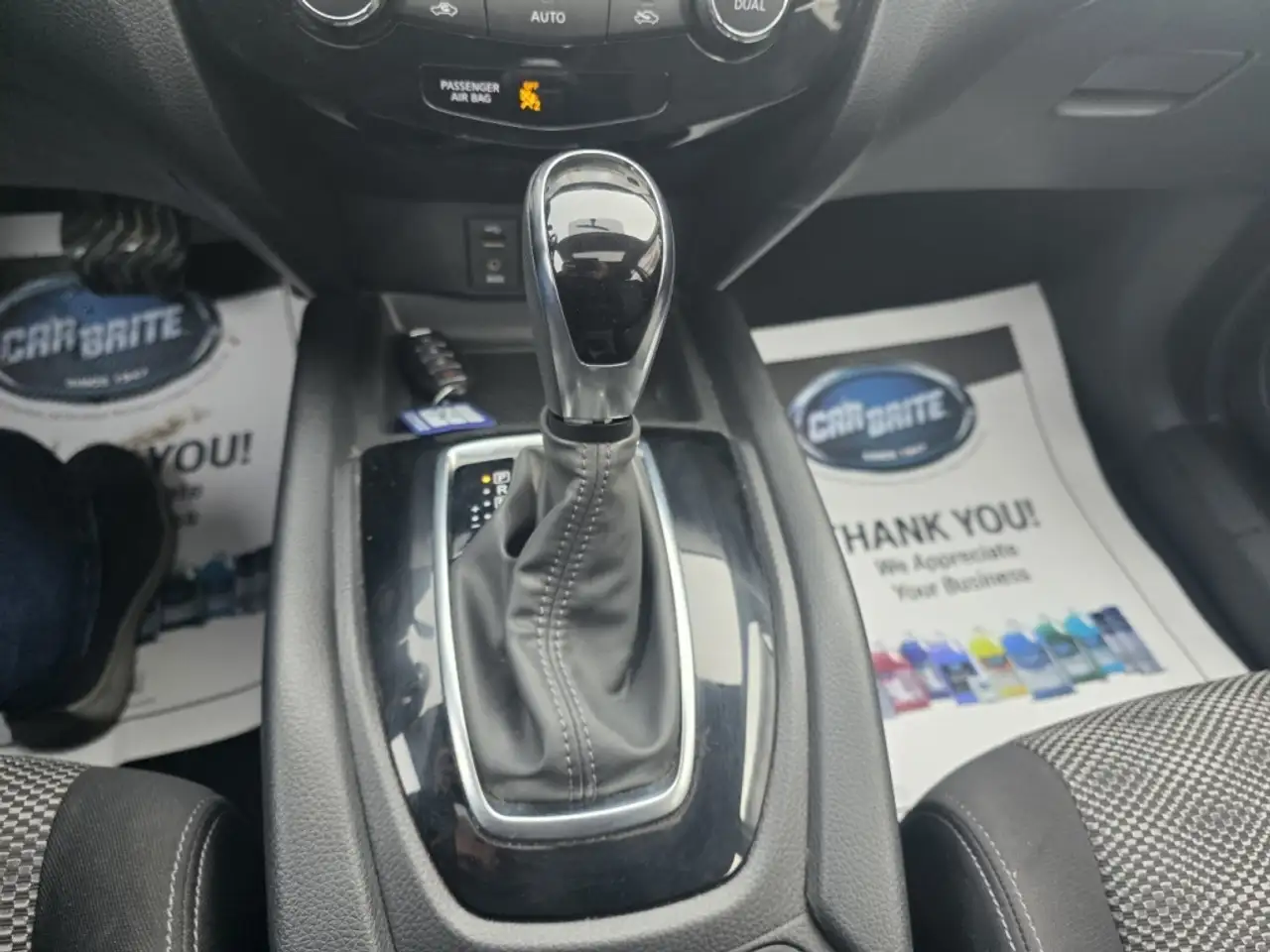 Nissan Qashqai снимка Nissan Qashqai