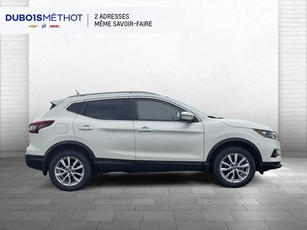 Nissan Qashqai снимка Nissan Qashqai