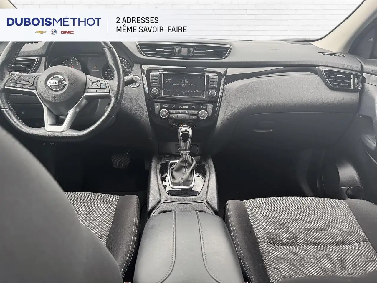 Nissan Qashqai снимка Nissan Qashqai