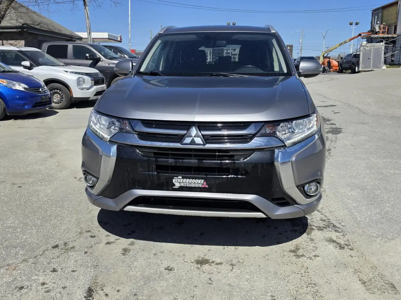 Mitsubishi Outlander снимка Mitsubishi Outlander