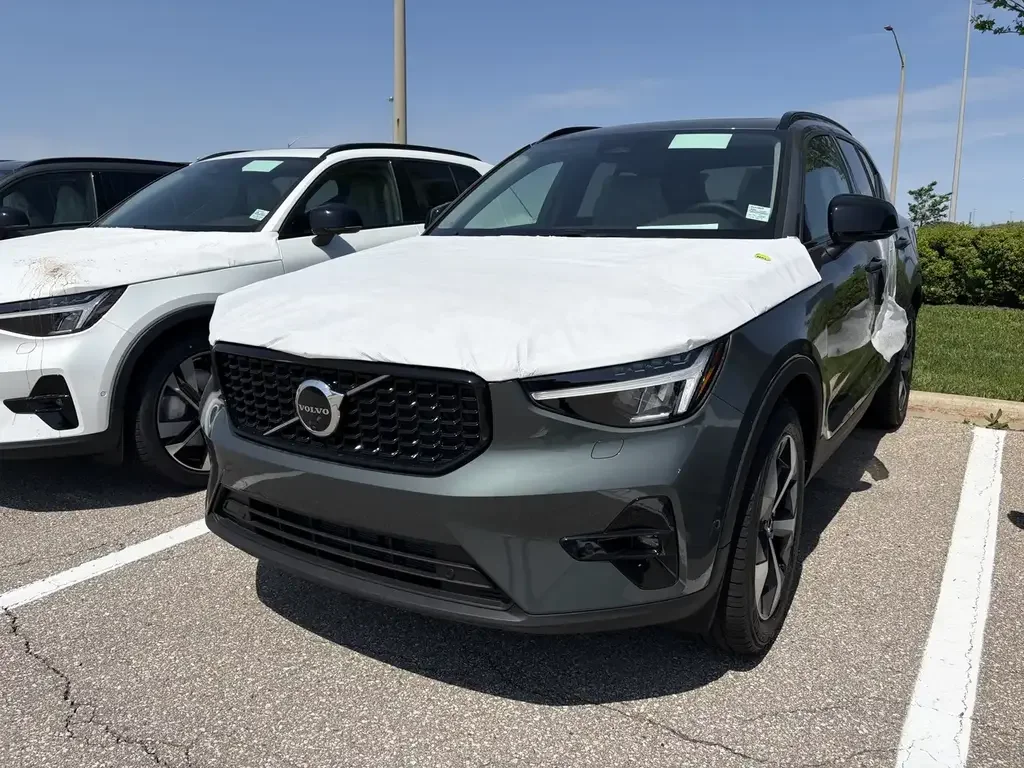 2026 Volvo XC40