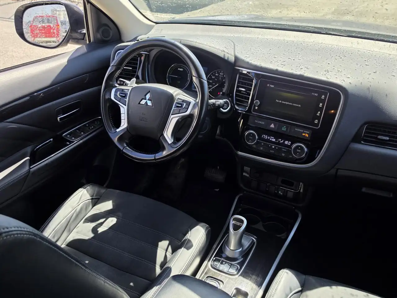 Mitsubishi Outlander снимка Mitsubishi Outlander