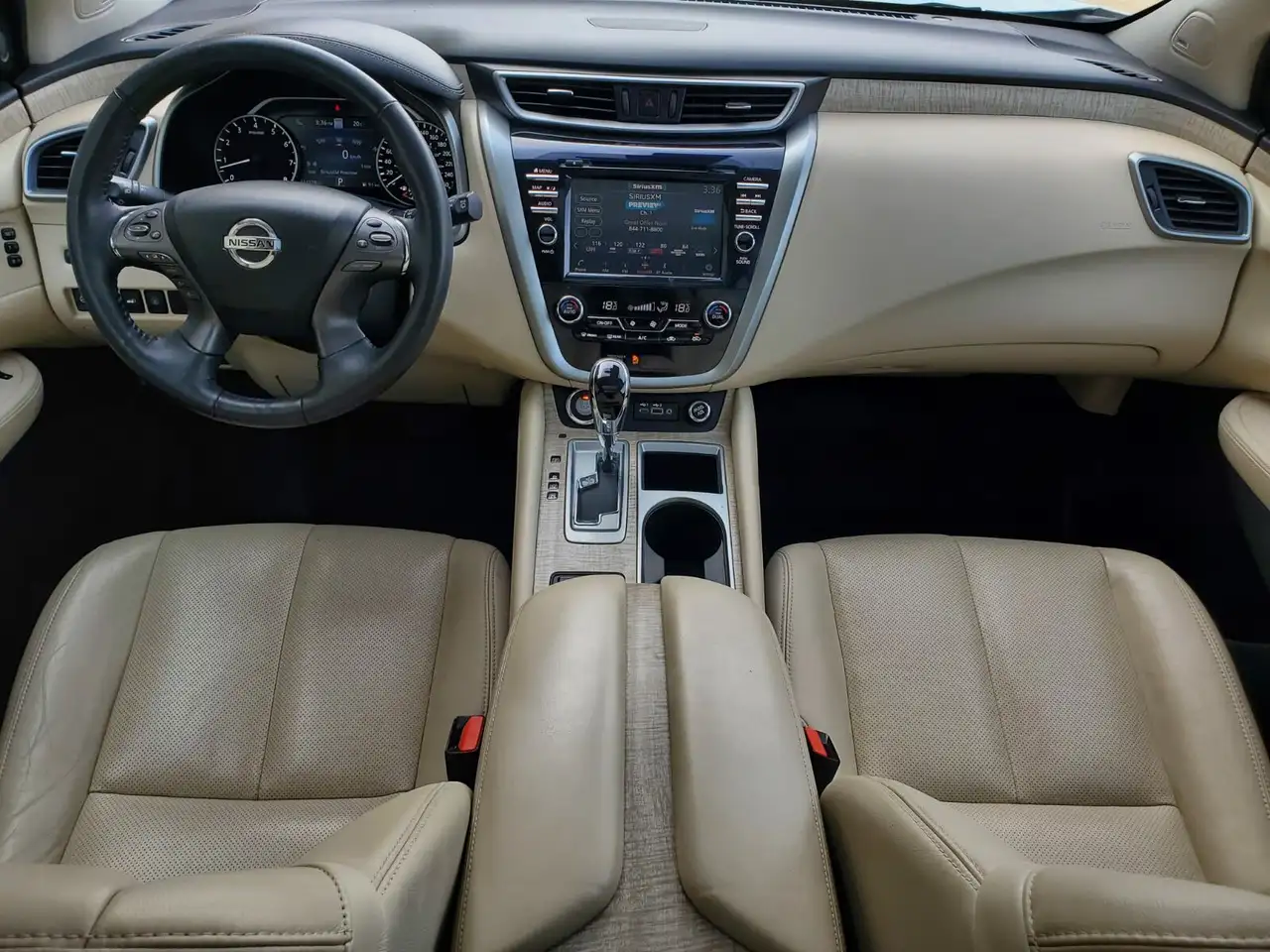 Nissan Murano снимка Nissan Murano