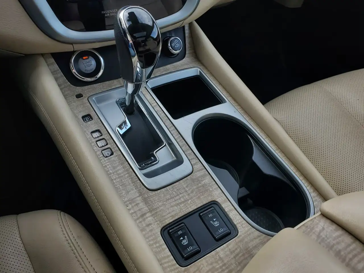 Nissan Murano снимка Nissan Murano