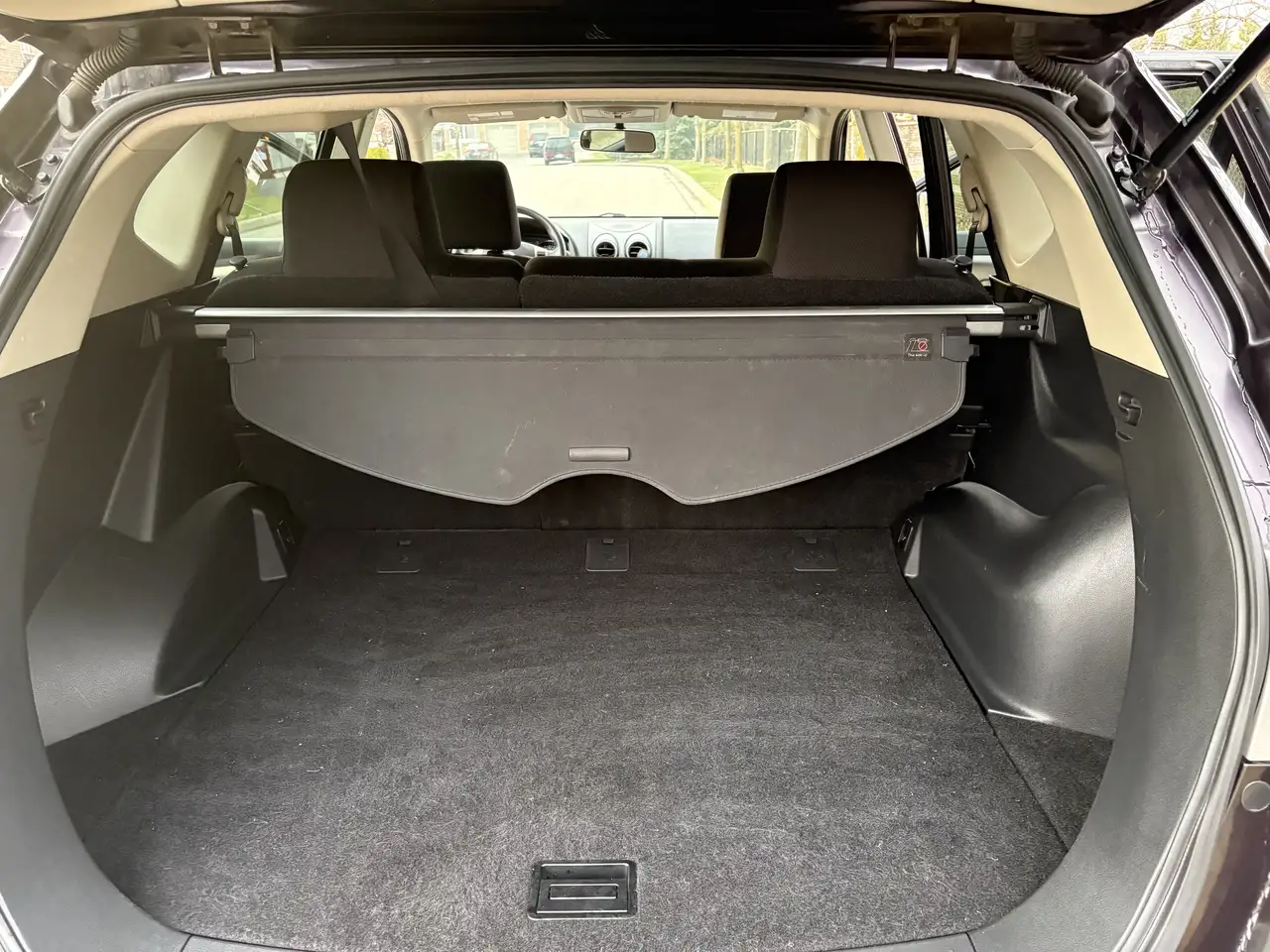 Nissan Rogue fotografie Nissan Rogue