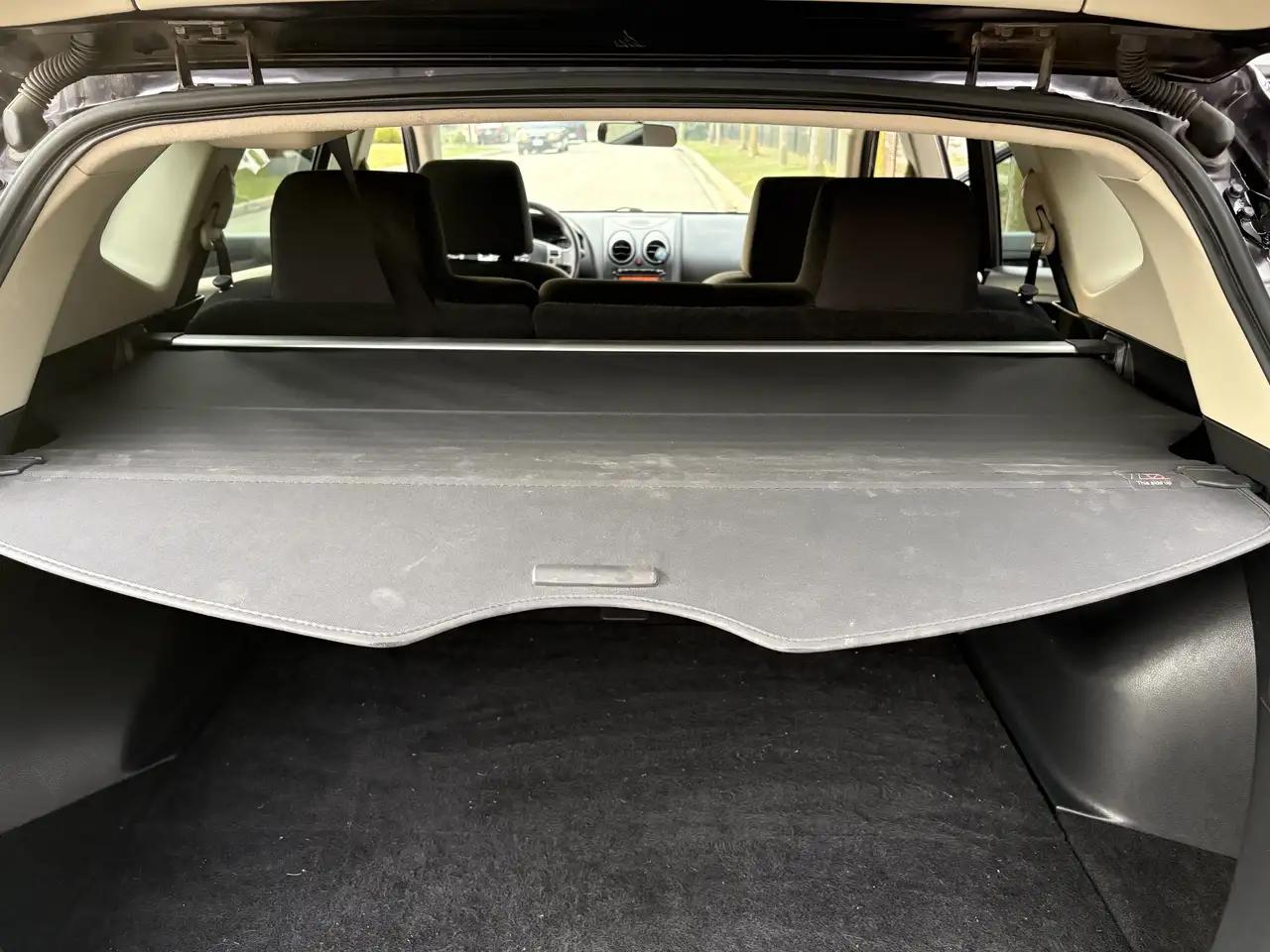 Nissan Rogue fotografie Nissan Rogue