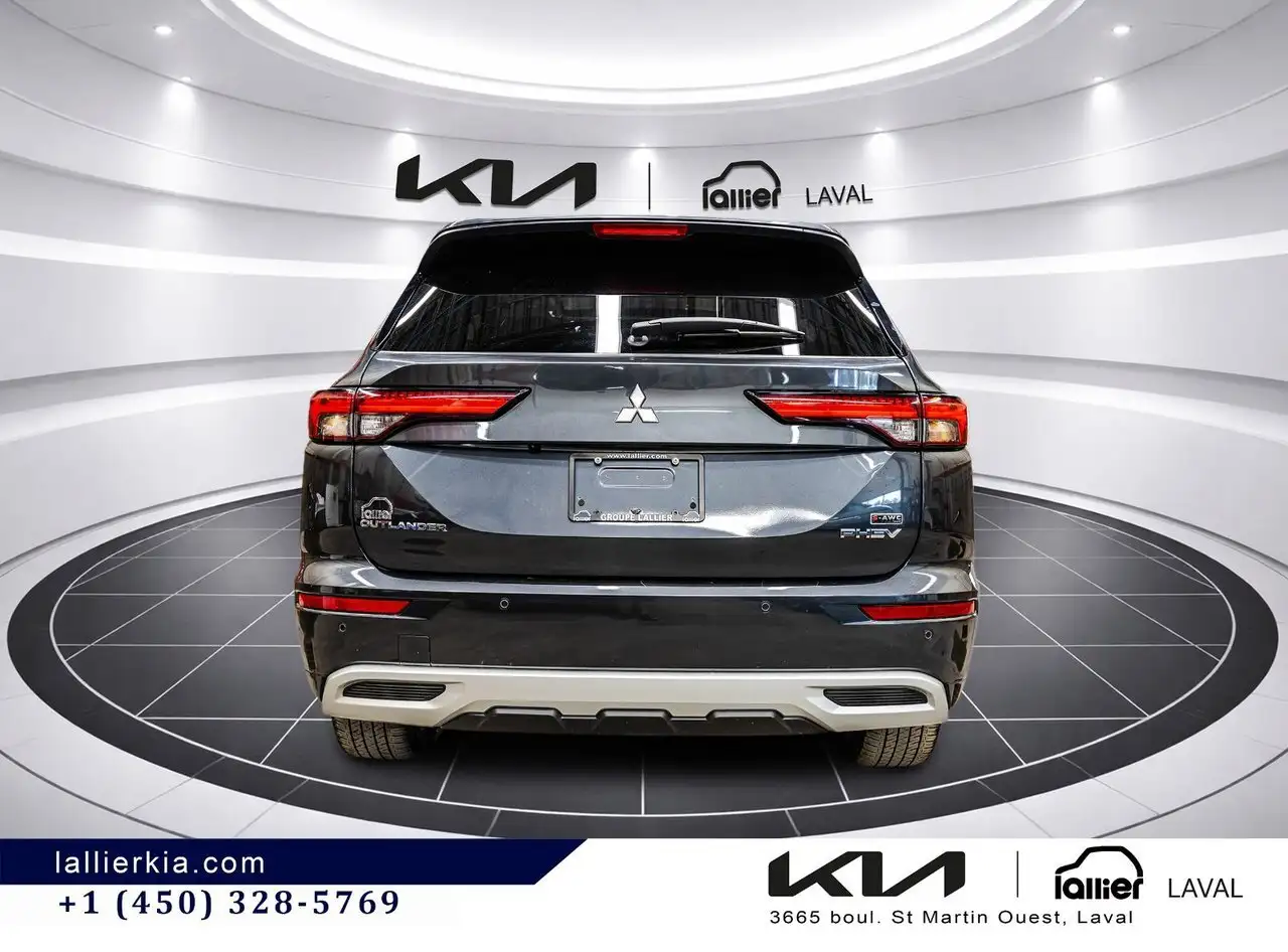 Mitsubishi Outlander снимка Mitsubishi Outlander