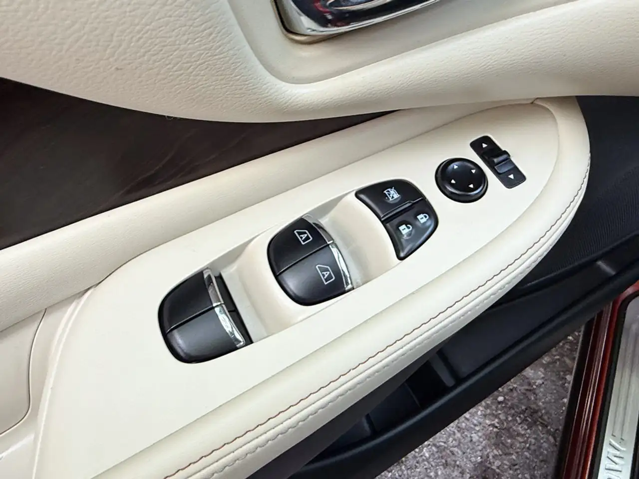 Nissan Murano photo Nissan Murano