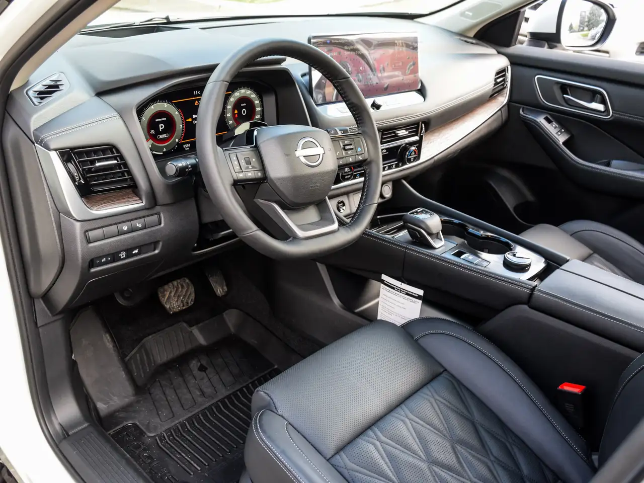 Nissan Rogue fotografie Nissan Rogue