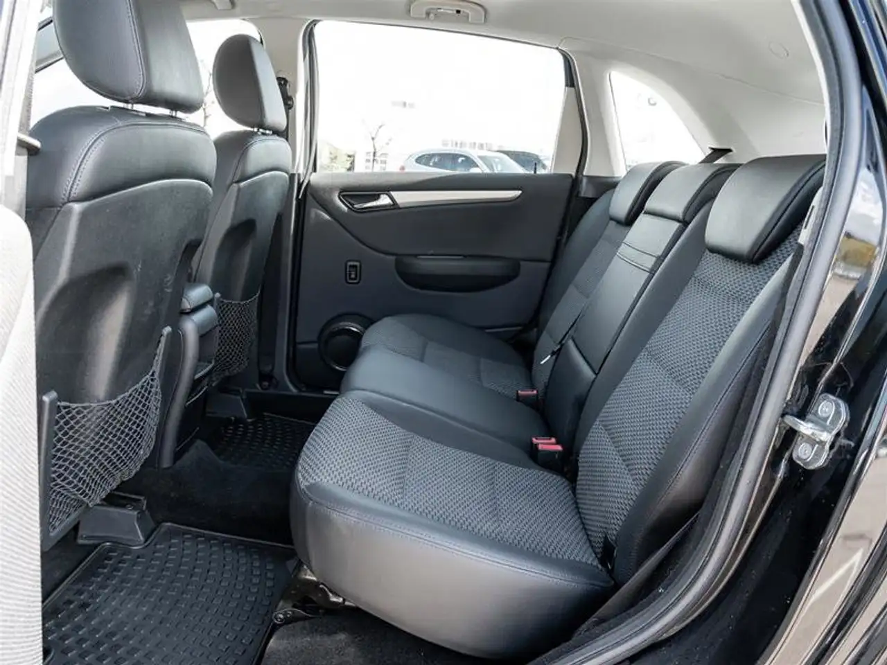 Mercedes-Benz B-Class fotografie Mercedes-Benz B-Class