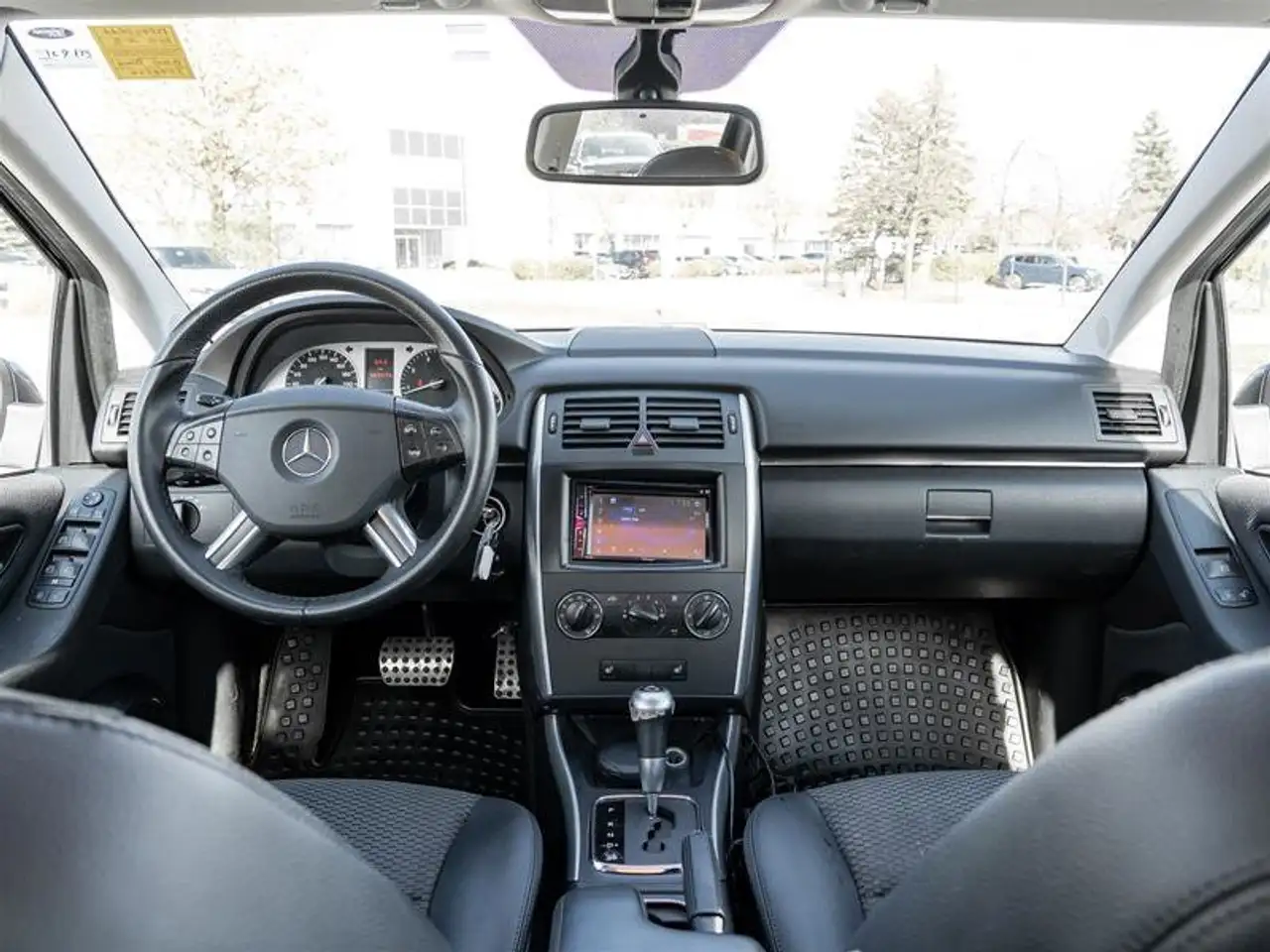 Mercedes-Benz B-Class fotografie Mercedes-Benz B-Class
