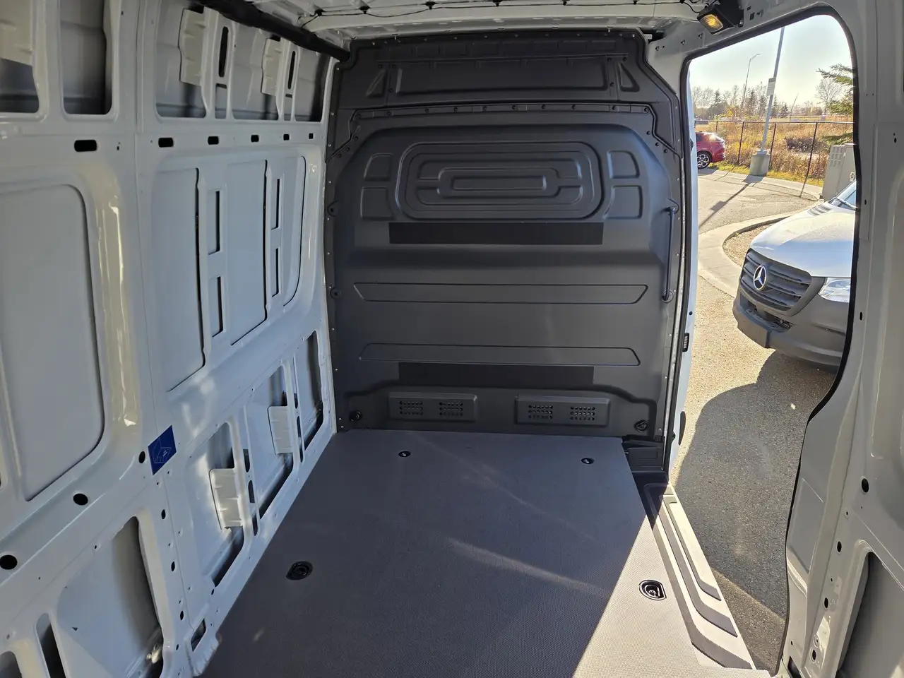 Mercedes-Benz Sprinter снимка Mercedes-Benz Sprinter
