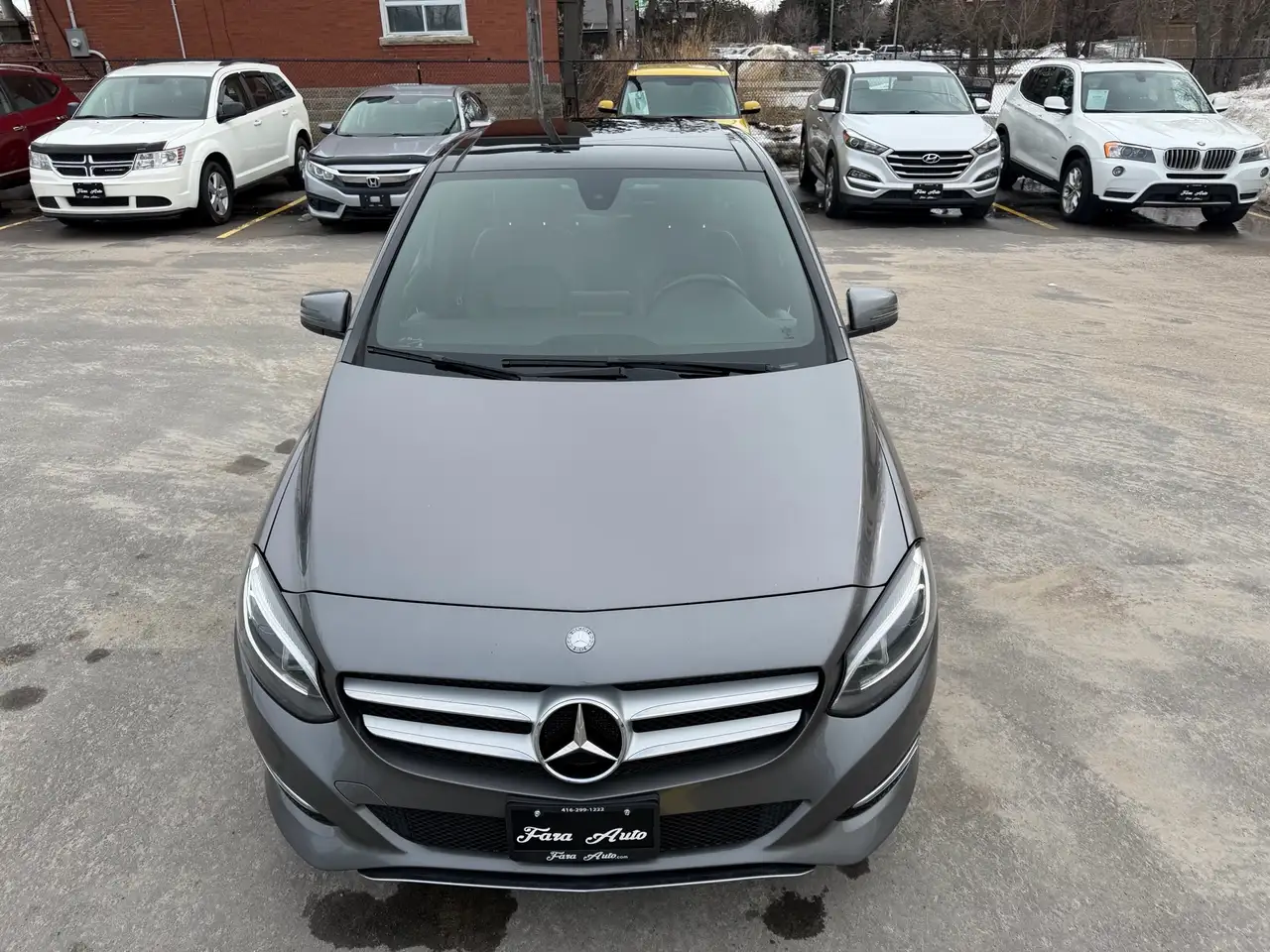 Mercedes-Benz B-Class снимка Mercedes-Benz B-Class