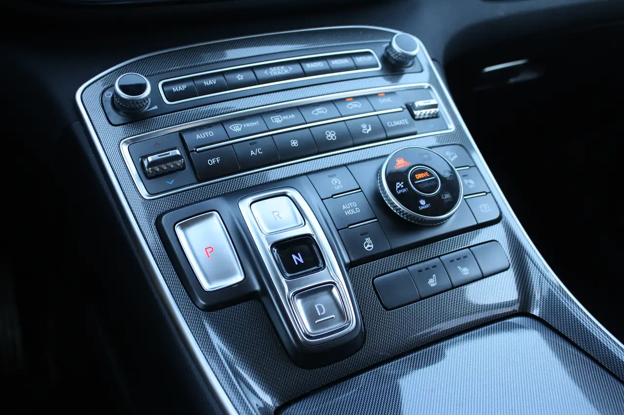 Hyundai SANTA FE снимка Hyundai SANTA FE