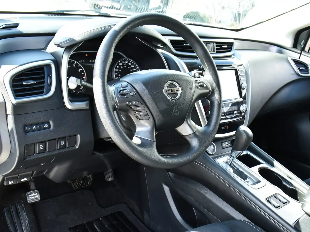 Nissan Murano снимка Nissan Murano