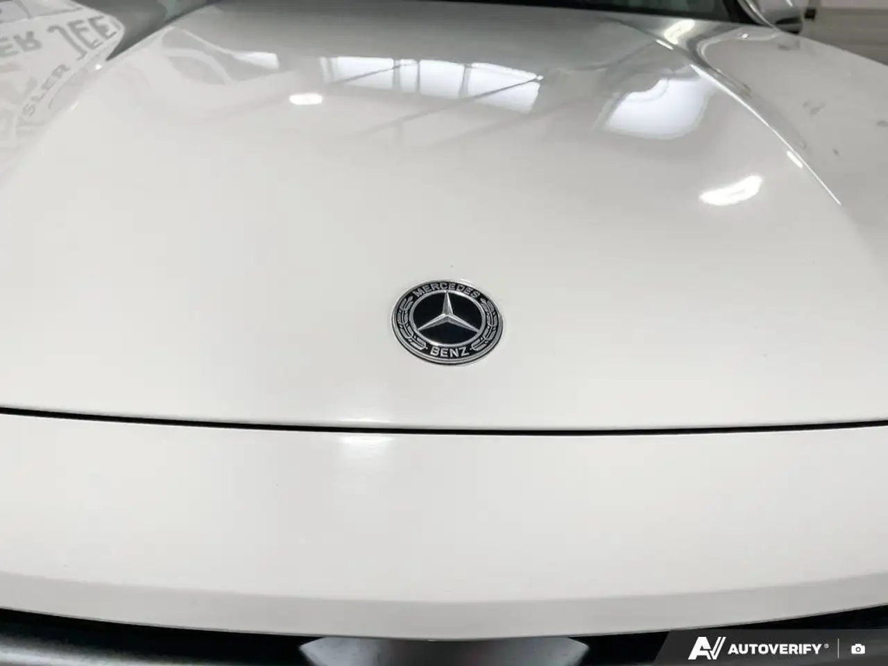 Mercedes-Benz GLB снимка Mercedes-Benz GLB