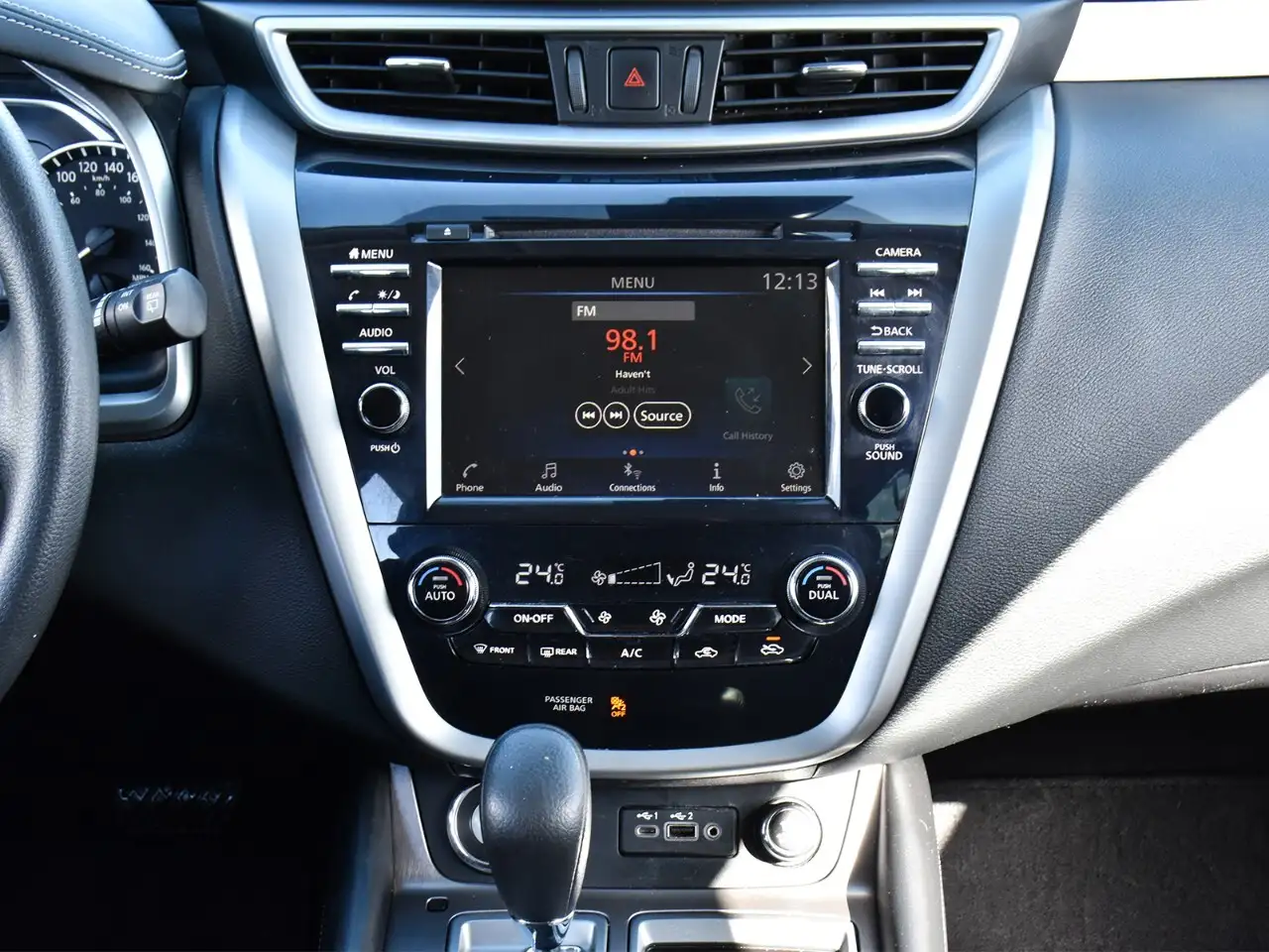 Nissan Murano снимка Nissan Murano