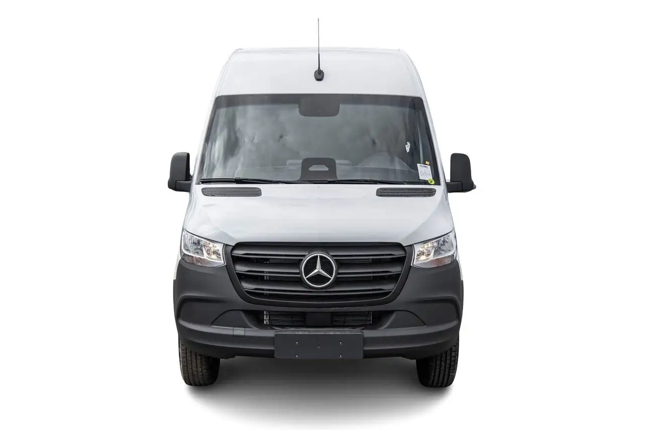Mercedes-Benz Sprinter снимка Mercedes-Benz Sprinter
