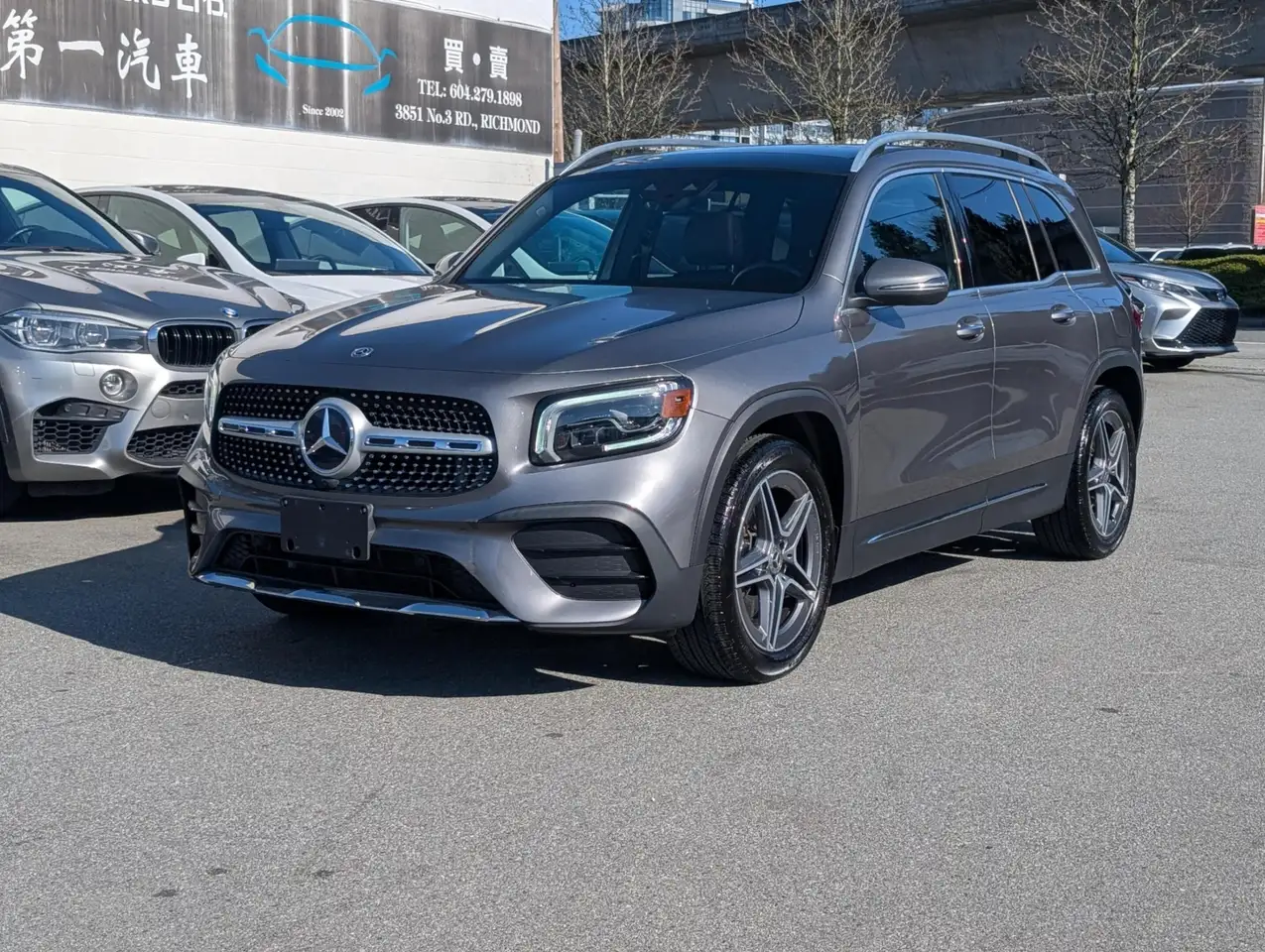 Mercedes-Benz GLB снимка Mercedes-Benz GLB