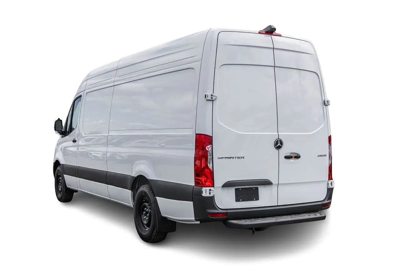 Mercedes-Benz Sprinter снимка Mercedes-Benz Sprinter