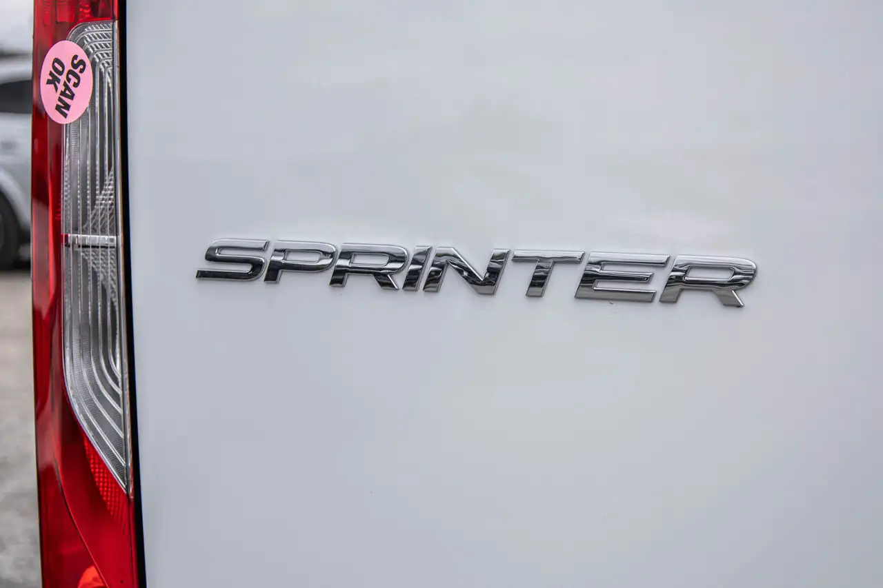 Mercedes-Benz Sprinter снимка Mercedes-Benz Sprinter