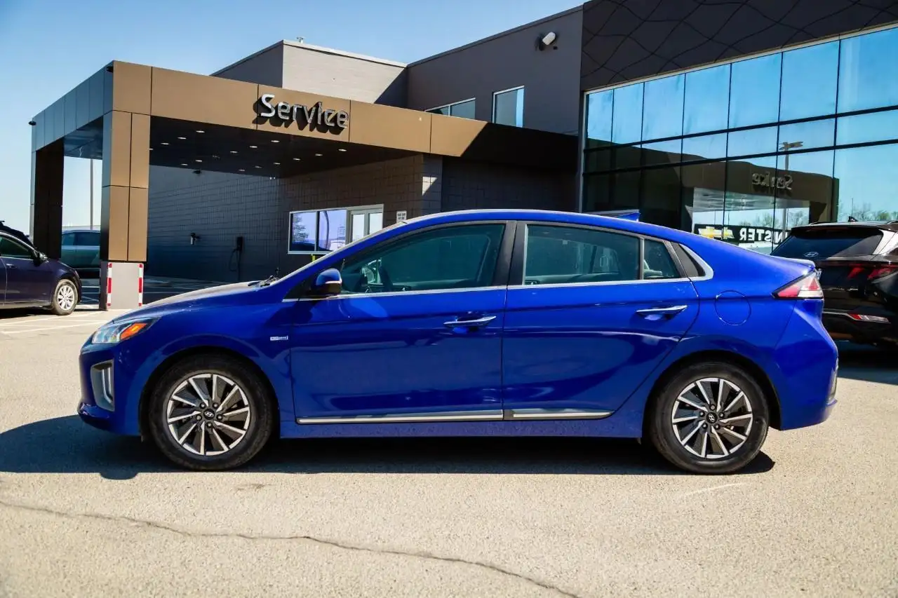 Hyundai IONIQ снимка Hyundai IONIQ