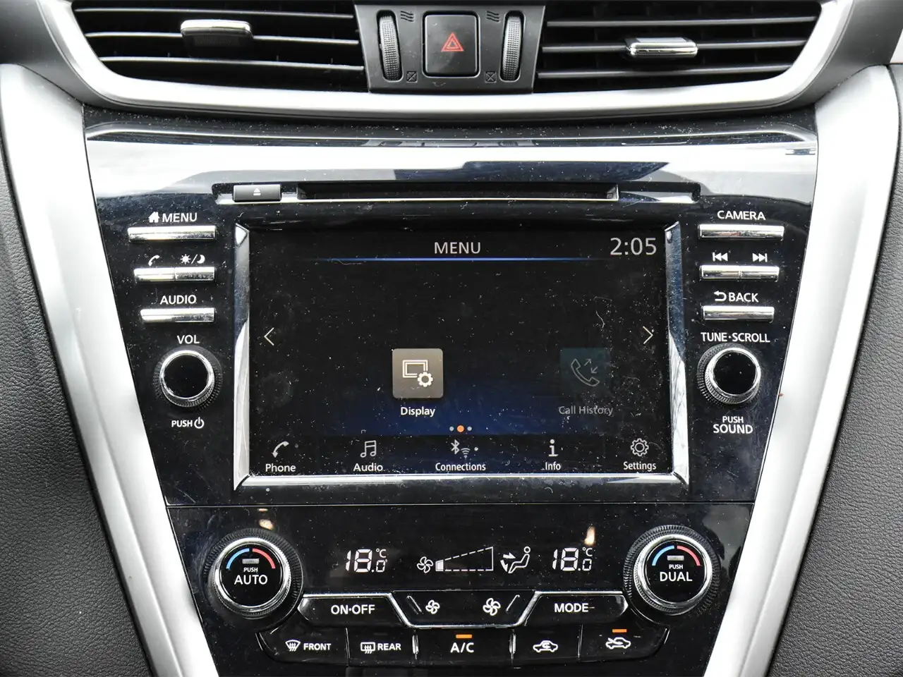 Nissan Murano снимка Nissan Murano