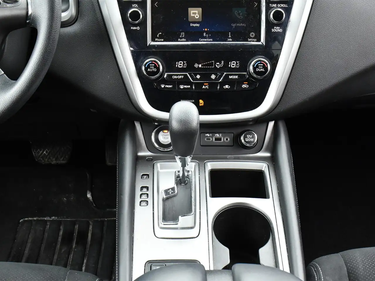 Nissan Murano снимка Nissan Murano
