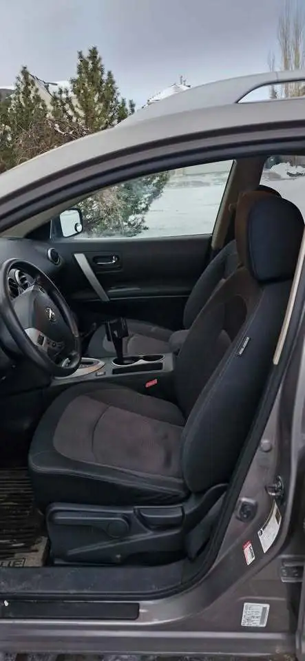 Nissan Rogue fotografie Nissan Rogue