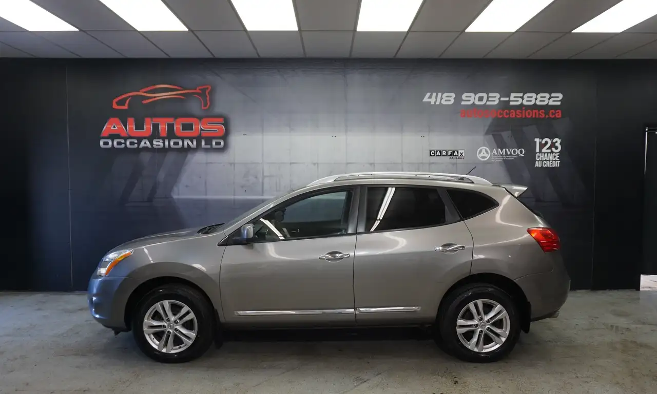 Nissan Rogue снимка Nissan Rogue