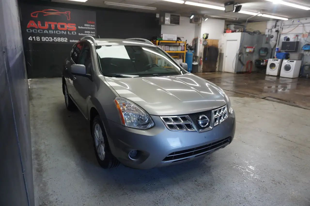Nissan Rogue снимка Nissan Rogue