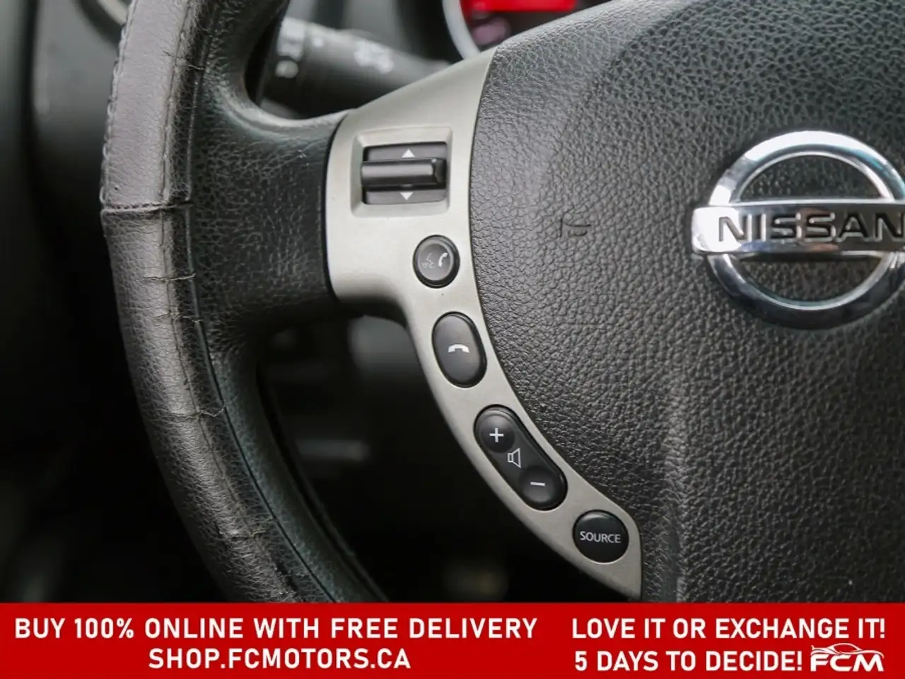 Nissan Rogue fotografie Nissan Rogue