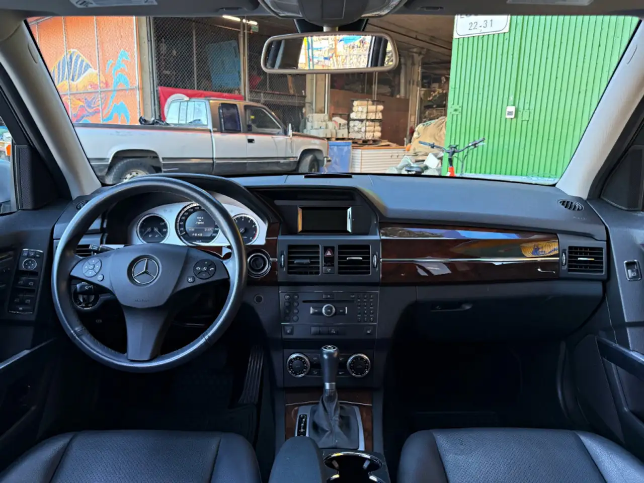 Mercedes-Benz GLK-Class снимка Mercedes-Benz GLK-Class
