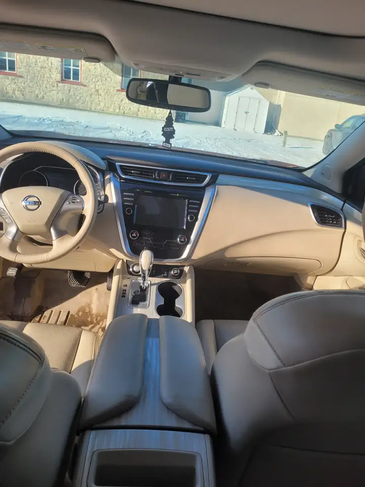 Nissan Murano снимка Nissan Murano